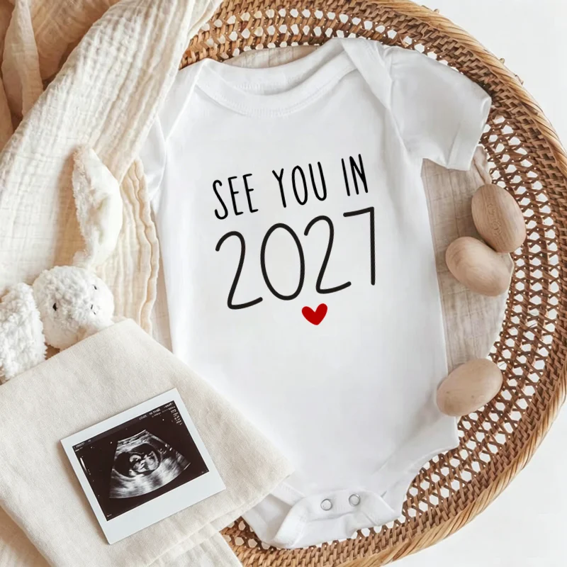 Baby Clothing Embroidery - Wir sehen uns im Jahr 2027: