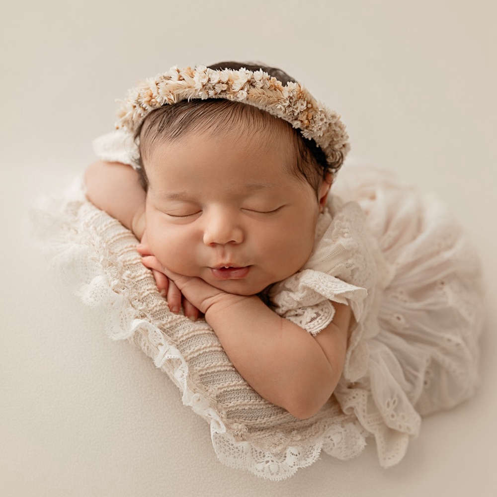 Professionelle Studio-Requisit – Baby Clothing Embroidery Bewertung und Preis